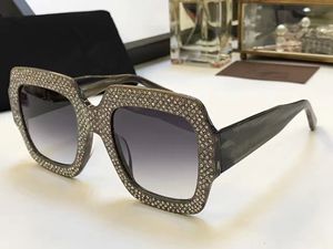 Atacado-0048 Óculos de sol de luxo grande quadro elegante designer especial com moldura de diamante built-in lente circular qualidade superior vêm com caso