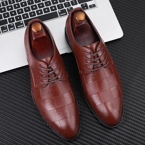 Venda quente-homens sapatos de escritório de couro oxford homens formal coiffeur sapatos elegantes homens clássico zapatos vestir hombre vestir scarpe eleganti uomo