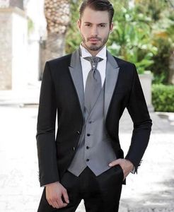 Personalizar Fantástico Noivo Smoking Side Vent Homens Blazer Brasão Colete Conjuntos de Calças de Festa Homem Ternos de Baile (Jaqueta + calça + colete + Gravata) J895