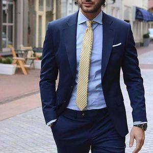 Popüler Lacivert Erkek Düğün Smokin Çentik Yaka Damat Groomsmen Smokin Adam Ceket Blazer Mükemmel 2 Parça Suits (Ceket + Pantolon + Kravat) 1450