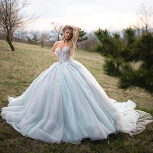 Ny Amazing Sexy Ball Gown Prom Klänningar Sweetheart Neck Lace Appliqued Beaded Formell Dress Plus Storlek Tulle Afton Kappor Custom Vestidos