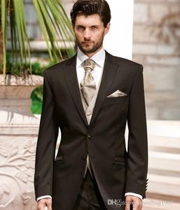 New Arrivals Two Button Brown Groom Tuxedos Groomsmen Peak Lapel Best Man Blazer Mens Wedding Suits (Jacket+Pants+Vest+Tie) H:829
