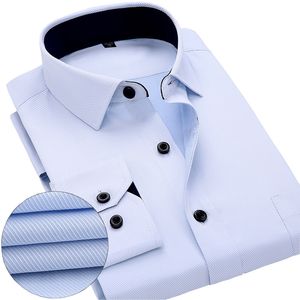 새로운 도착 2018 Mens Work Shirts 브랜드 소프트 긴 소매 스퀘어 칼라 정규 줄무늬 / 능 직물 남자 드레스 셔츠 흰색 남성 탑 C18122701