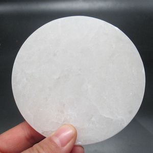 Selenite carregando placa coaster tapetes de tapetes de cristais reiki cura energia infundida gemstone bandeja pedestal ornamento ornamento pedra / presente