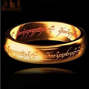 2017 Magic Letter The Herre Of One Ring Black Silver Gold Titanium Rostfritt stål Ring för män Kvinnor Senhor Dos Aneis