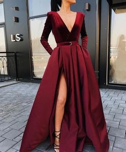 2019 nya ankomst långa ärmar prom klänningar sammet bodice djupa v-hals vinter kvinnor formella klänningar burgundy satin party klänning sida slits