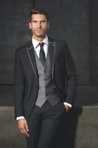 Moda Preto Noivo Smoking pico lapela Groomsmen Mens vestido de casamento Excelente Homem Jacket Blazer 3 peça naipe (jaqueta + calça + Vest + empate) 13