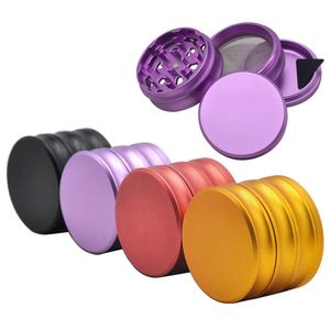 最新のアルミニウムシフター喫煙ハーブグラインダー63mm 4ピース頑丈な耐久性のある金属タバコグラインダースーツのスモークパイプは自分のロゴをカスタマイズできます