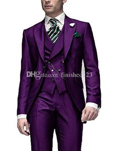 Bardzo dobry Przycisk Purpurowy Groom Tuxedos Peak Lapel Mężczyźni Garnitury 3 Sztuki Wedding / Prom / Dinner Blazer (Kurtka + Spodnie + Kamizelka + Krawat) W563