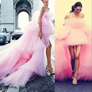 2020 New Sexy Fashion Pink Prom Dresses Strapless Sleeveless Tulle High Low Tiered Ball Gown Formal Party Dress Celebrity Evening Gowns