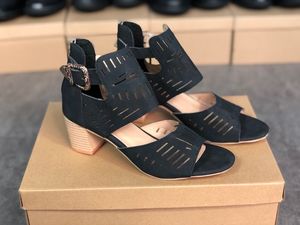 2021 Luxury high Heels Slides Sandals suede mid-heel designer Sexy with crystal Metal Buckle summer beach wedding shoes Size 35-43 NO36