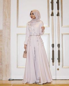 Ivory Long Sleeves Muslim Kvällsklänningar 2020 Broderi Robe Soiree Islamic Dubai High Neck Evening Gowns Pantsuit Formell Prom Dress