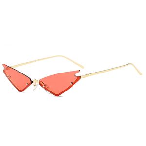 Novos das Mulheres de Ouro pequeno quadro Cat Eye Sunglasses feminino retro lábios senhoras óculos de sol da marca designer retro moda óculos de sol feminino óculos