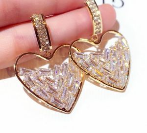 Moda de luxo designer adorável brincos para mulheres meninas super brilhante zircão diamante cristal bonito coração pingente