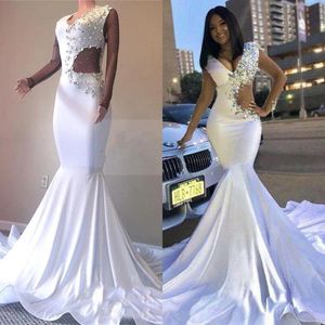 Long Hot African White Prom Dresses Black Girls Sexy Long Mermaid Evening Gowns Beads Crystals Ruched Cutaway Sides Vestidos