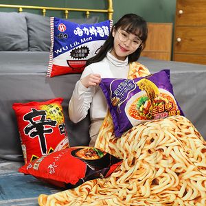 Kawaii Coperta Simulazione Noodles Istantanei Peluche Cuscino con Coperta Ripiene di Manzo Fritto Noodles Regali Peluche Cuscino Cibo Peluche T200603