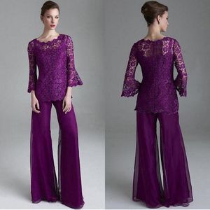 2019 Modest Young Mother of The Bride Dresses Suits with Long Sleeves Jewel Neck Lace and Chiffon Purple Navy Blue Wedding Guest Dress