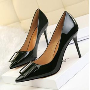 Noel Elbise Ayakkabı OL Ofis Bayan Kadın Patent Deri Bayan Med Topuklu Elbise Beyaz Düğün Siyah Temel Pompa Zapatos Mujer