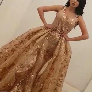 Yousef Aljasmi Arabski Prom Dresses Ball Suknia Drukuj Kwiat Kochanie z wymiennym Train Overtkirts Formalne suknie wieczorowe