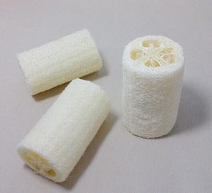 Naturalny loofah kąpiel prysznic gąbka gąbka gąbka złuszczająca pędzel do czyszczenia ciała Luffa cut339x