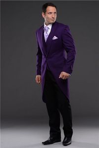 Yeni Gelenler Bir Düğme Mor Damat smokin Tepe Yaka Groomsmen Sağdıç Suits Mens Düğün Suit (Ceket + Pantolon + Vest + Tie) H: 505