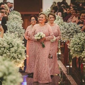 Billiga Rosa Moder av bruden Klänningar Jewel Långärmad Appliqued Lace Bröllopsklänning Tulle Ruched Custom Made Sweep Train Mother Gown