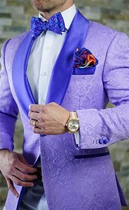 Ucuz Ve Güzel Kabartma Groomsmen Şal Yaka Damat Smokin Erkek Takım Elbise Düğün / Balo / Akşam Yemeği Best Man Blazer (Ceket + Pantolon + Kravat) 229