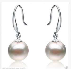 Fantastiskt ett par 8-9 mm Natural South Sea White Pearl Earring 14K Vitguld