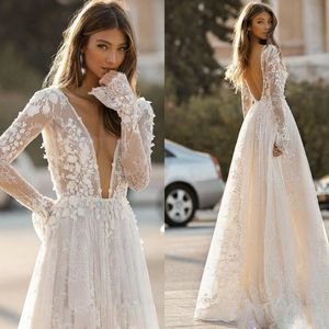 2020 Boho A-Line Bröllopsklänningar V-nacke Långärmade Lace Appliqued Bröllopsklänning Sexig Backless Custom Made Sweep Train Robes de Mariée