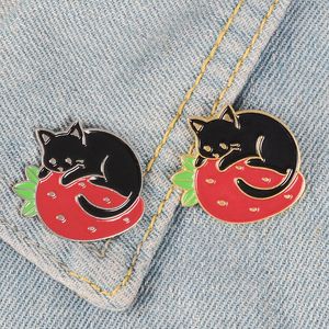 Altın Gümüş Kediler Emaye Pin Meyve Berry Badge Broş Çanta Elbise Yaka Pin Karikatür Hayvan Takı Hediye Kedi Hayranları Çocuklar için