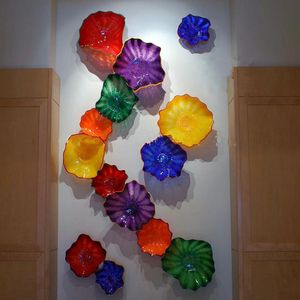 Modern Design Murano Glass Flowers Platters 14pcs Wall Mounted Plate Light for Home Hotel Hanging Decorative Wall Art