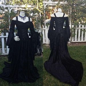 Vestidos de novia góticos negros vintage Una línea Medieval Fuera de las correas de los hombros Mangas largas Corsé con cordones Vestidos de novia con tren de la corte