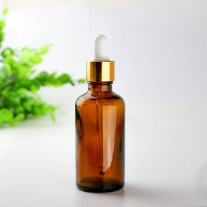 Fiala di vetro con contagocce E-Liquid da 50 ml di bottiglie marroni vuote direttamente in fabbrica con contagocce per pipette e tappo dorato