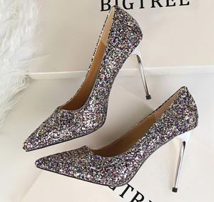 Hot Sale-New Spring Women Pumps Europe Fashion High Heeled Skor Shining Glitter Sequins Tunna Sexiga Spetsiga Högklackat Bröllop Skor 275