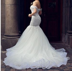 Sexy Off the Shoulder Mermaid Wedding Dress Lace-up Back Soft tulle with Floral Applique Beading Bridal Gowns