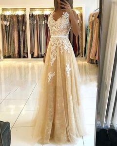 Robe de soiree Champagne Lace Evening Dresses V Neck Appliqued Formal Soft Tulle Evening Gown Backless Party Dress