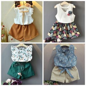 Tasarımcı Kız Giyim Seti Kızlar Çiçek Kolsuz Kız Kıyafetler Butik Çocuk Giyim 7 Tasarımlar 20 Birçok YW4165 ayarlar 2PCS Gevşek Shorts Tops