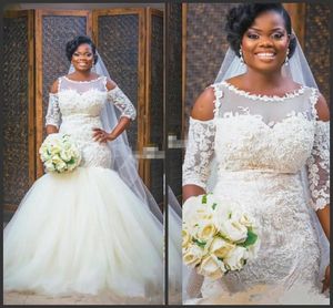 Nya eleganta afrikanska sjöjungfru bröllopsklänningar cape ärm puffy tulle kjol brudklänningar vintage spets applique plus storlek bröllopsklänning vit
