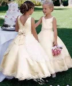 A Line Satin Flower Girl Dresses with Lace Appliqued Little Girls Pageant First Communion Gown for Teens Kids Formal Wear