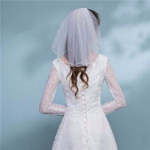 2020 Brudsleils Little Girl Fower Girl Short Single Layer med Hair Comb Wedding Veil Photo Studio Travel Headdress