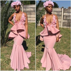 Pink Modest Prom Dresses Sexy Halter Plunging V Neck Mermaid D Floral Applique Beaded Handmade Flowers Evening Party Gowns Plus Size