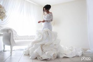 Plus Size 2019 Moda Sirena Abiti da sposa Nuovo arrivo Pizzo manica lunga Musulmano Vestido De Noiva Romantico Appliques Increspature Abiti da sposa