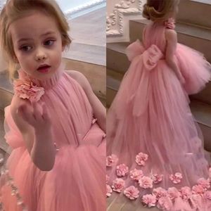 2020 Zima Wysoka Neck Piękny Różowy Tulle Kwiat Dziewczyny Sukienki na Wesela Rękawy Sweep Pociąg 3D Kwiatowy Aplikacja Girls Suknie Pagewanty