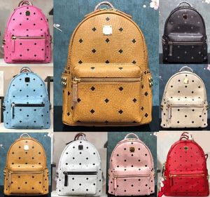 Yüksek kaliteli tasarımcı perçin sırt çantası sırt çantası moda sırt çantaları gündelik spor okul çantası yeni spor sırt çantası unisex büyük kapasiteli çantalar