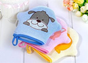 New Baby Cartoon Guanti da doccia per il bagno Pennello super morbido Asciugamano per modellare animali in gomma Cute Powder Sponge Ball per Baby Kids shower dc555