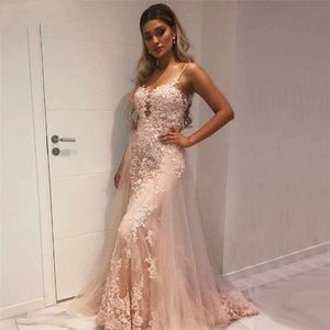 Sweetheart Tulle Prom Dresses Long 2020 Mermaid Odpinany pociąg Sweetheart Eleganckie Koronkowe Aplikacje Robe De Soiree Evening Party Suknie