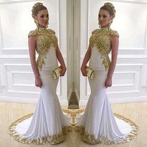 Muzułmańska Arabska Suknia Wieczorowa Długa Mermaid 2019 Wysoka Neck Złoto Haft Koraliki Czapki Rękawy White Formal Prom Suknie Wieczorowe