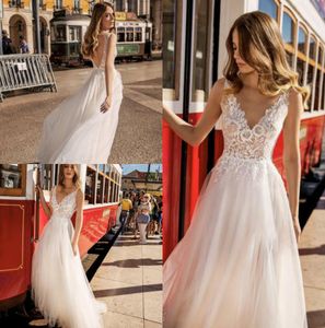 2019 boho bröllopsklänningar v nacke spets brudklänningar flöde tulle kjol backless robe de marie bröllopsklänning billigt