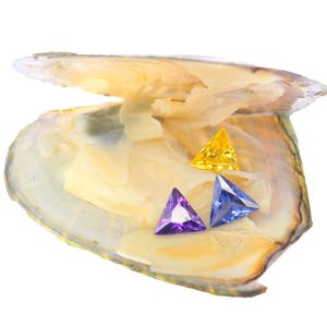 tre zirconi triangolari di colore misto 8mm * 8mm zirconi cubici confezionati sottovuoto ostriche vive d'acqua dolce