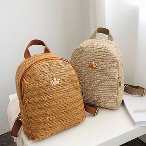 Designer-Frauen gewebter Rucksack Schule Rattan Tasche Student Schultaschen für Teenager-Mädchen Sommer Strandtasche Reise Mini Rucksack Sac a Dos